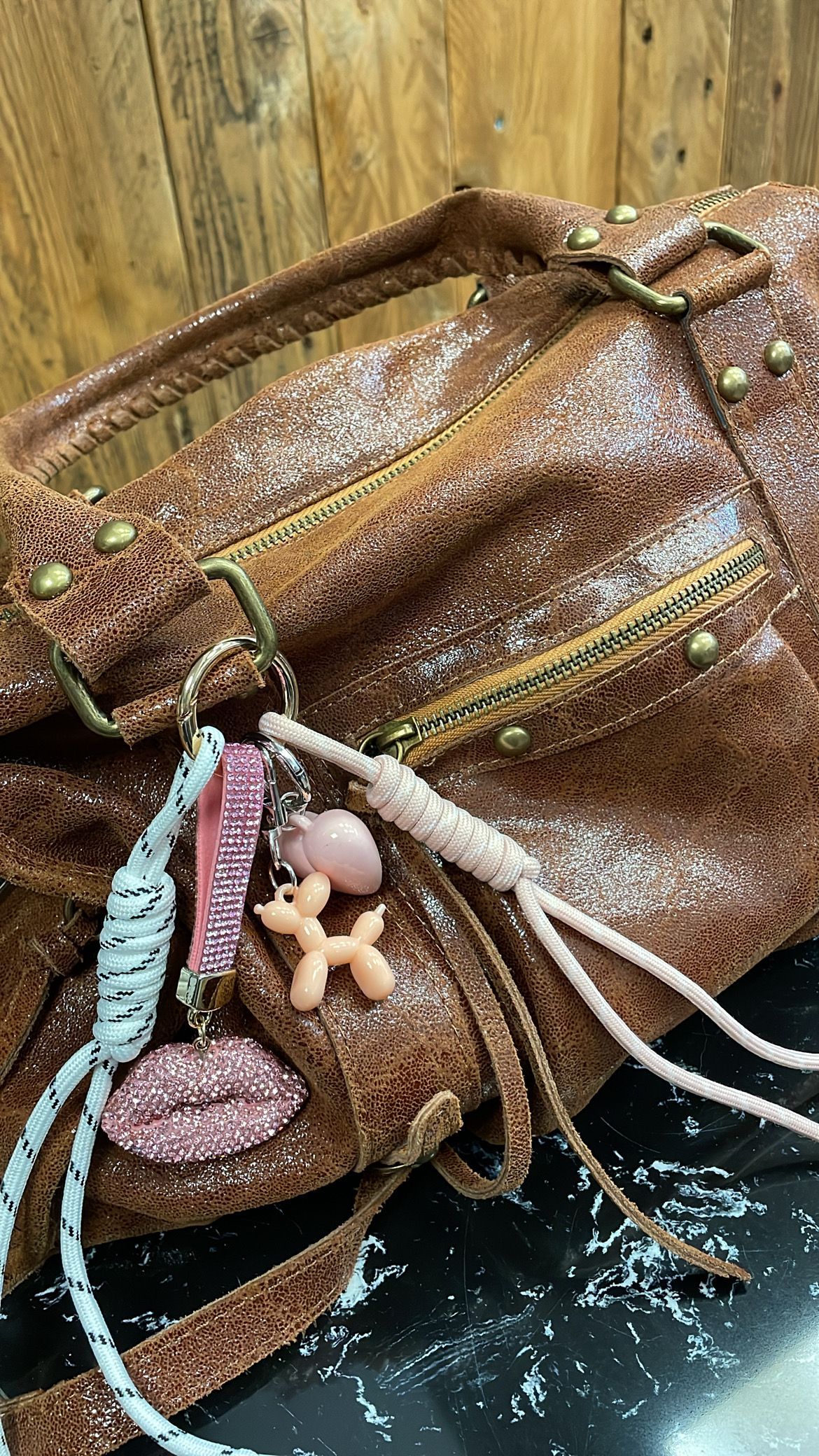 Charm's