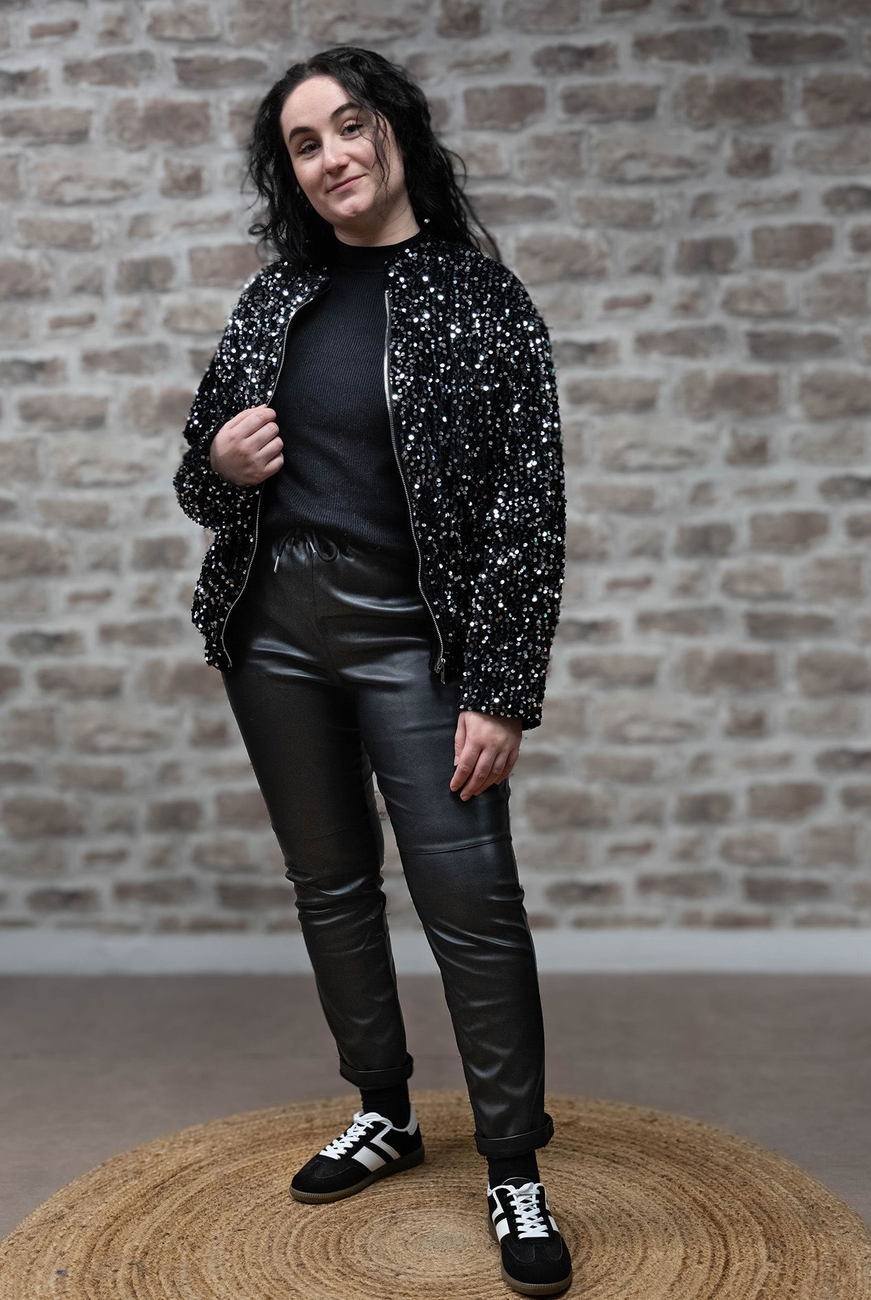 BOMBER SEQUINS